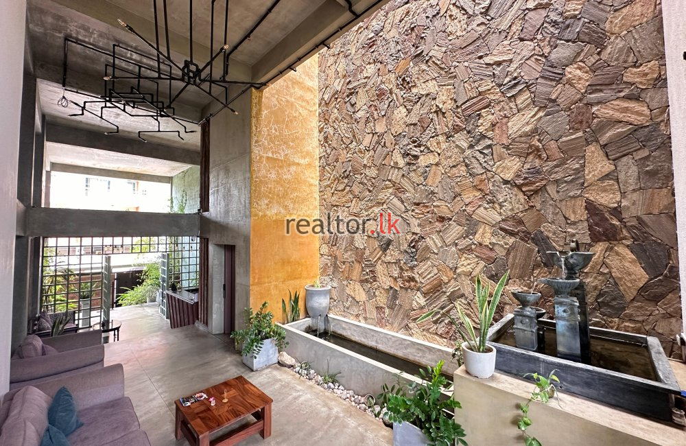 Charming Hotel For Sale In Mount Lavinia
