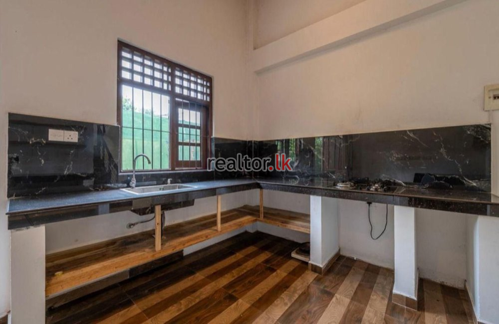 House For Sale In Thalapathpitiya Nugegoda