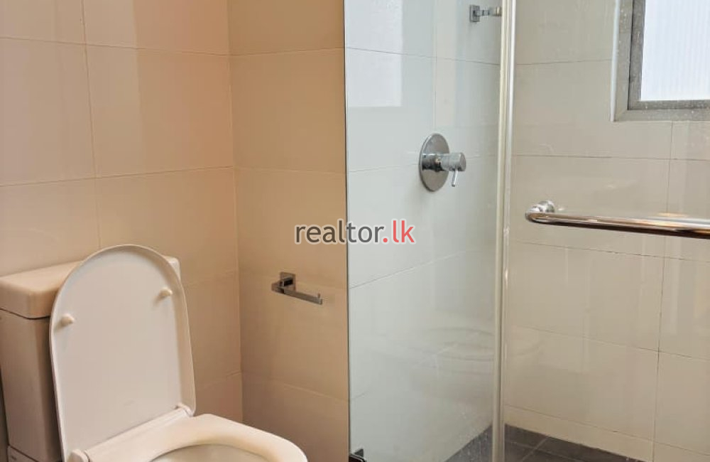 2 Bedrooms Apartment for Rent in Emperor