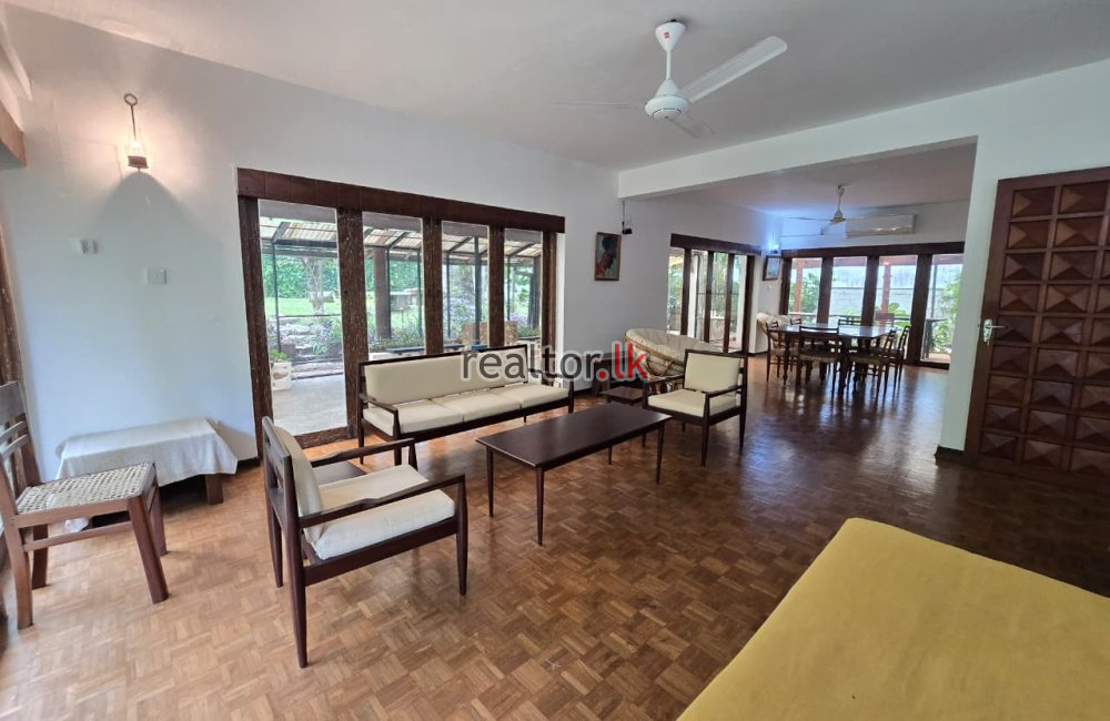 House For Rent At Torrington Avenue Colombo 07