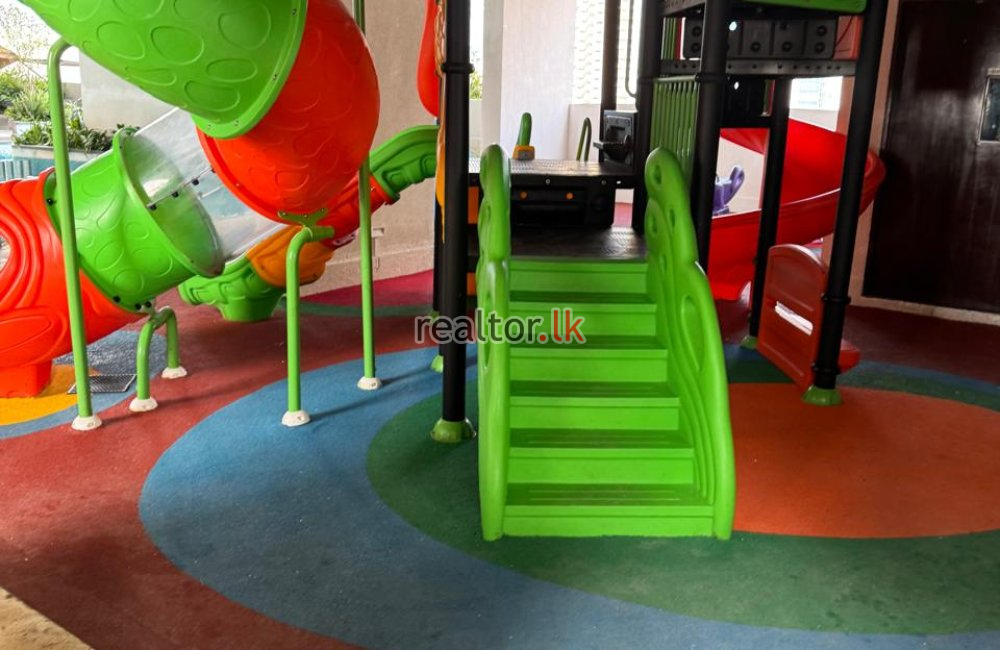 Two Bed For Rent At Tri-Zen Apartments Colombo 02