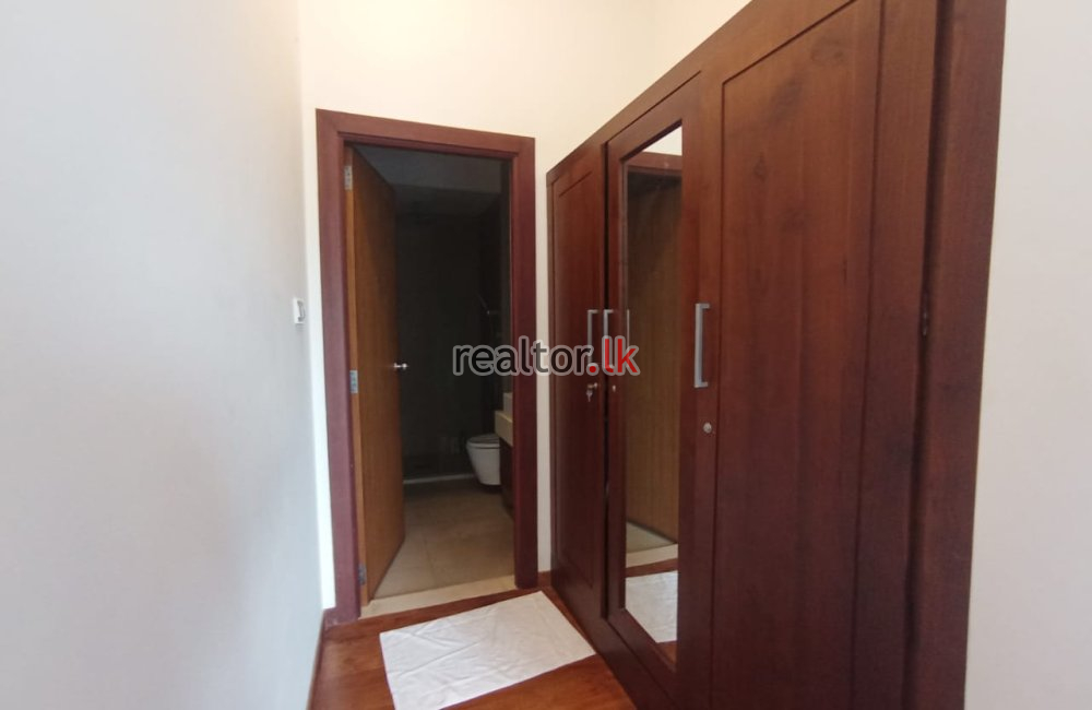Apartment for Rent in Barnes Place Colombo 07
