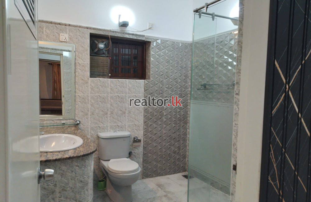 Luxury House For Rent In Galpotta Rd Nawala
