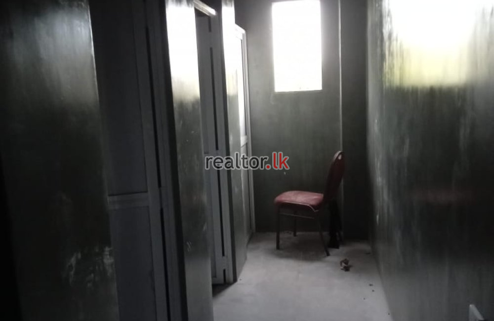 Facing Old Kottawa Rd Office Space For Rent