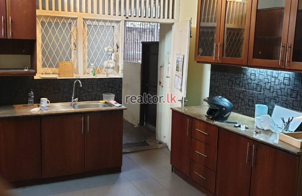 House For Rent At Galle Rd Wellawatta