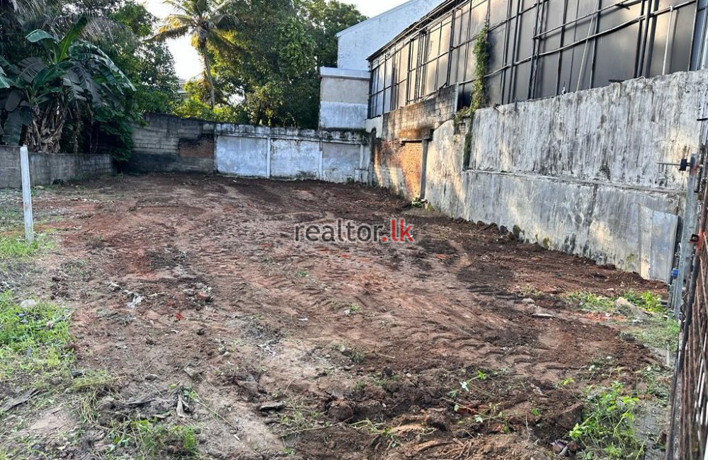 Land For Sale Near Nugegoda