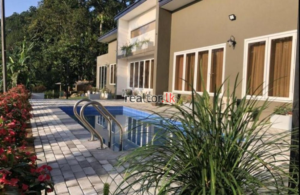 Waterfront Villa For Sale At Hatton Rd Gomaduwa