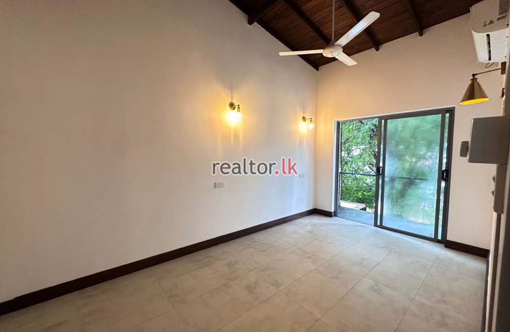 Luxury Golf View House For Rent In Colombo 08