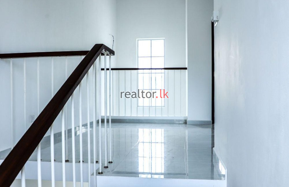 Santorini Dreams House For Sale In Negombo
