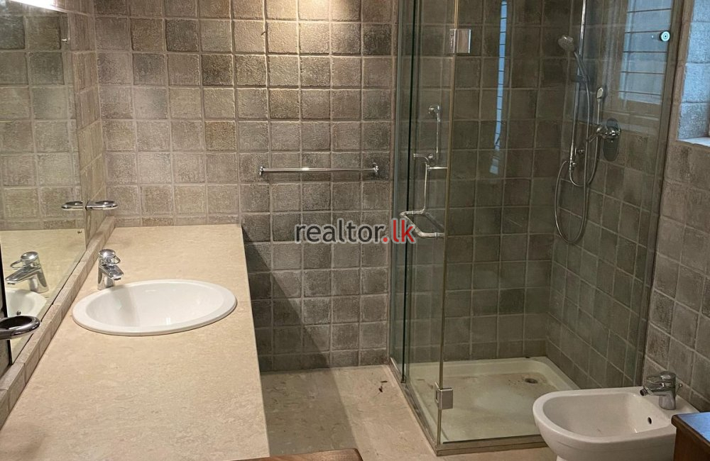 House For Rent At Bauddhaloka Mw Colombo 07