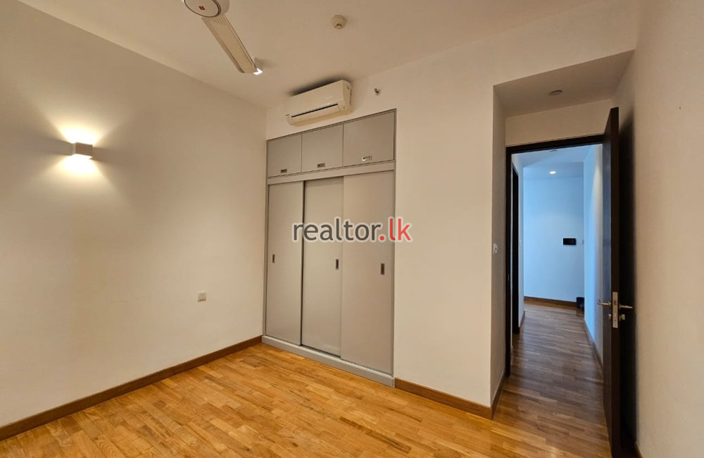 Three Bed Apartment At 447 Luna Tower Colombo 02