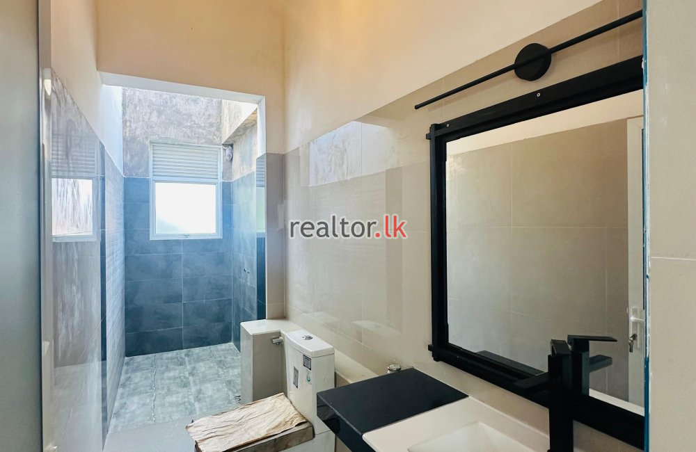 Newly Built House For Sale In Colombo 06