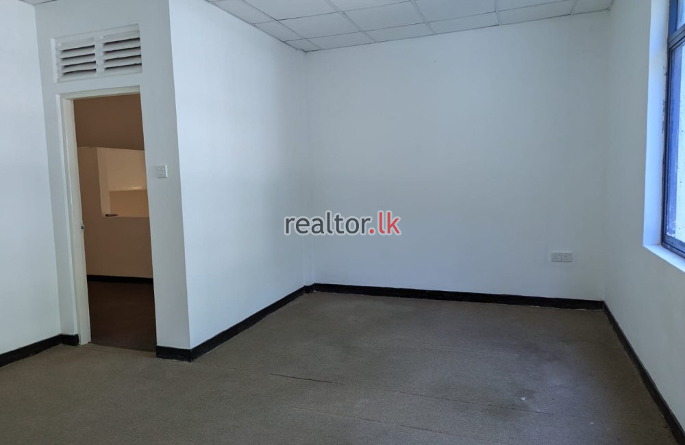 Building For Rent Facing Duplication Rd Colombo 5