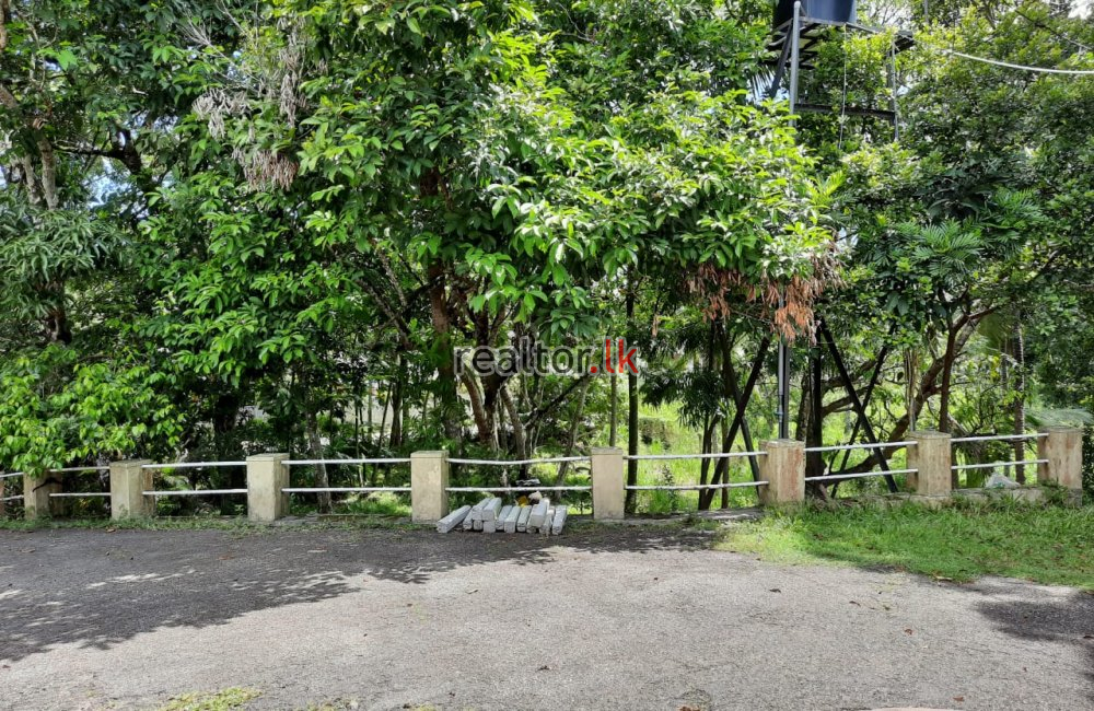 Facing Gemunupura 1st Lane For Sale