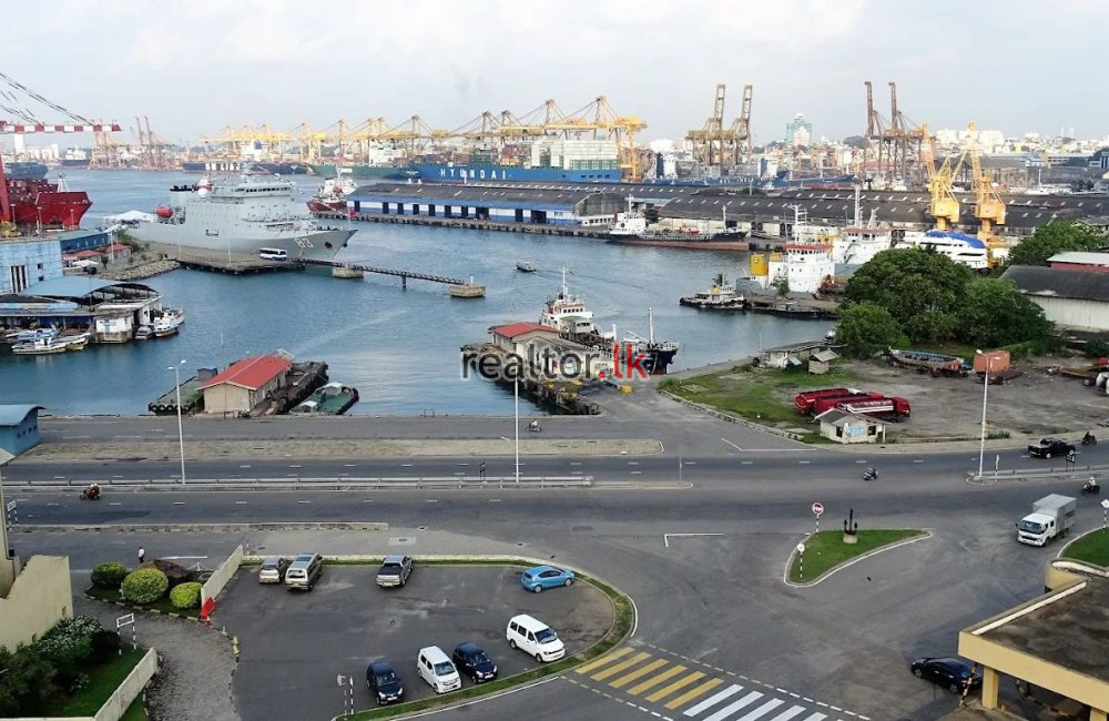 Prime Commercial Land For Sale In Colombo - Fort