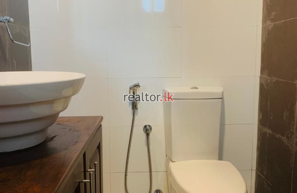 3 Storied House For Sale In Colombo 05