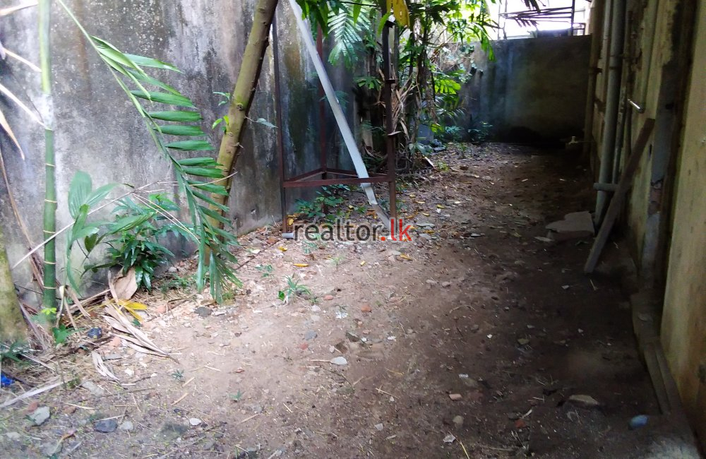 Bare Land for Sale in Rosmead Place Colombo 07