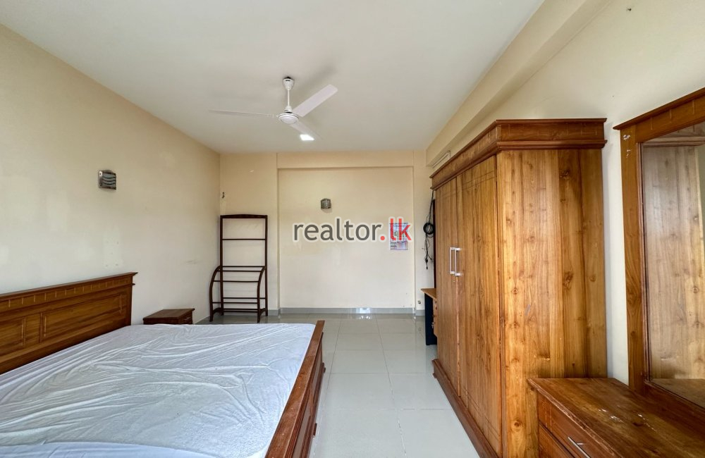 Four Bed Apartment For Rent In Colombo 04