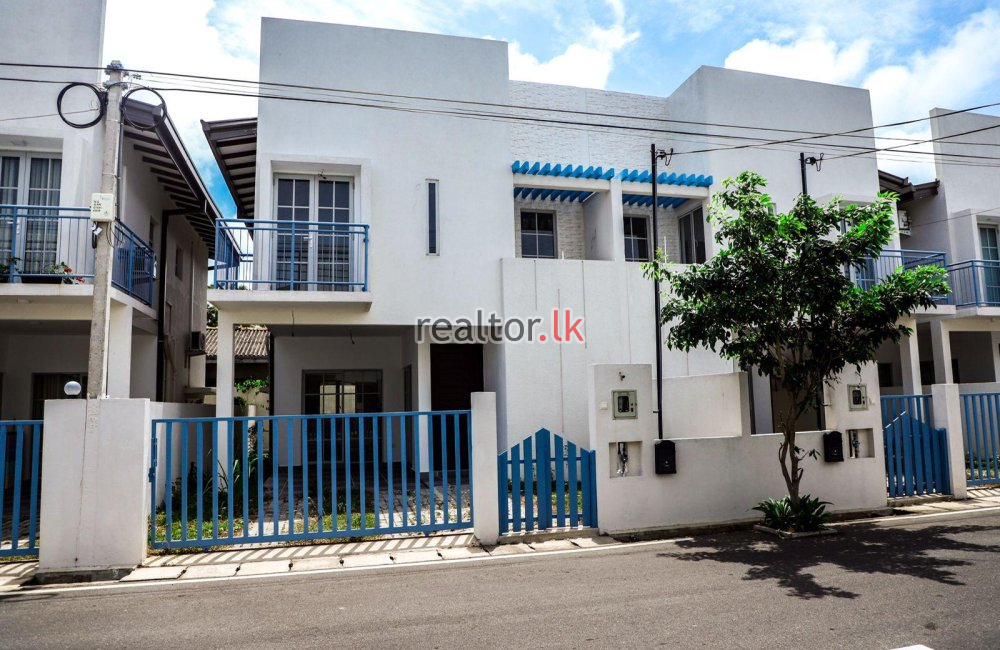 Santorini Dreams House For Sale In Negombo