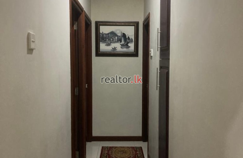 Three Bed For Rent At Capitol Residencies Colombo