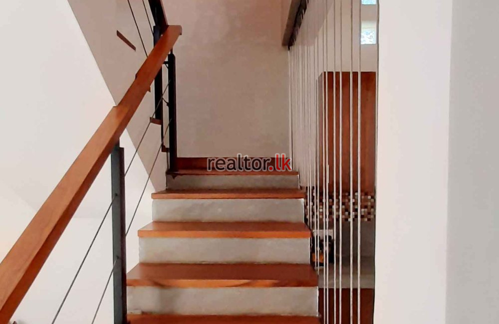 House For Sale In Olympus Residences Athurugiriya