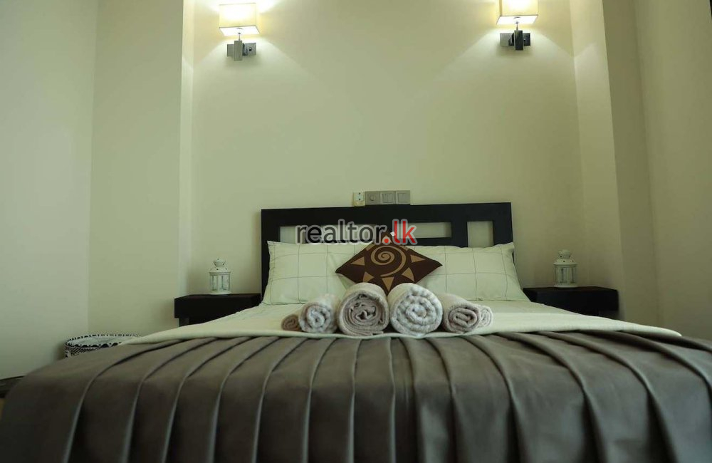 Three Bed For Sale In Marine City Apartments
