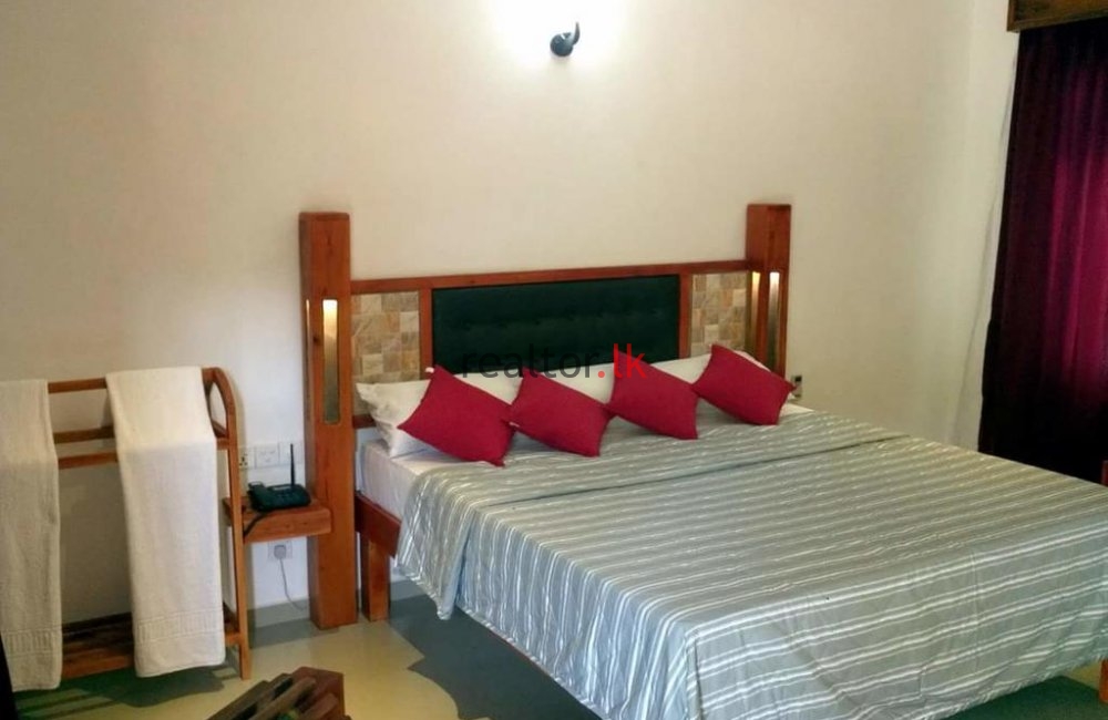 Hotel For Sale At Nilaveli