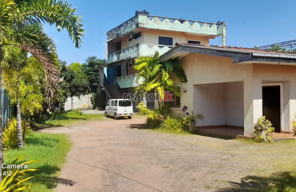 Off Negombo Road Land with Guest House For Sale