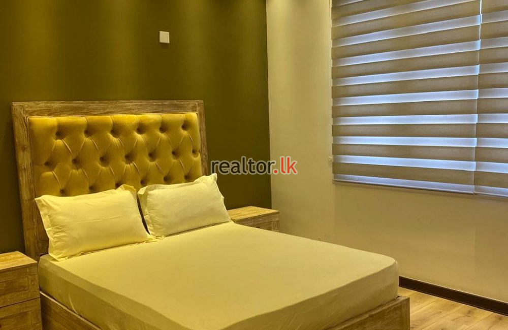 Luxurious Three Bed Apartment For Rent In On320