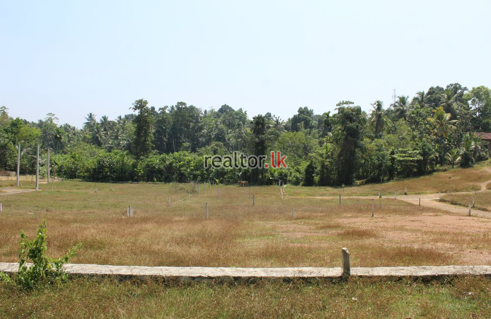 Land For Sale At Thudugala