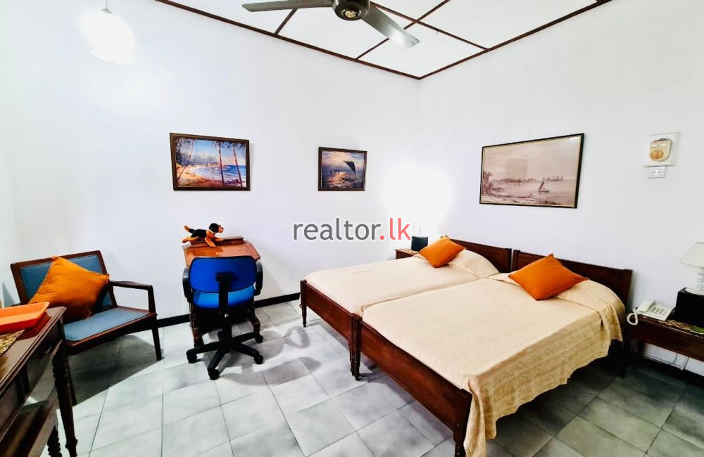 Three Bed House For Rent In Colombo 03