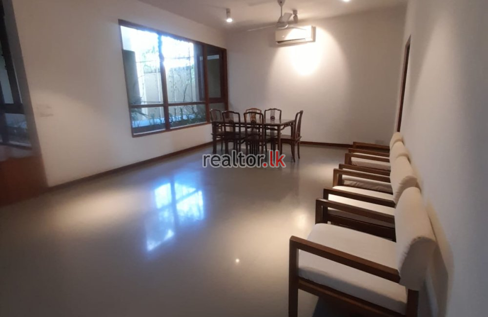 Three Bed For Rent At St.Peter\'s Pl Colombo 05