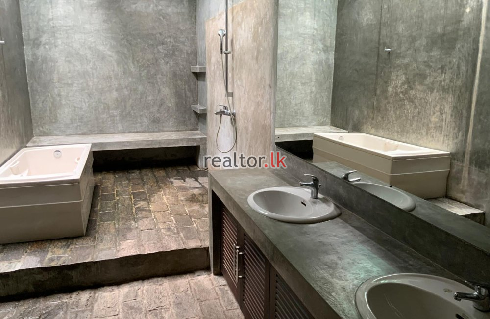 House For Rent At Nawala