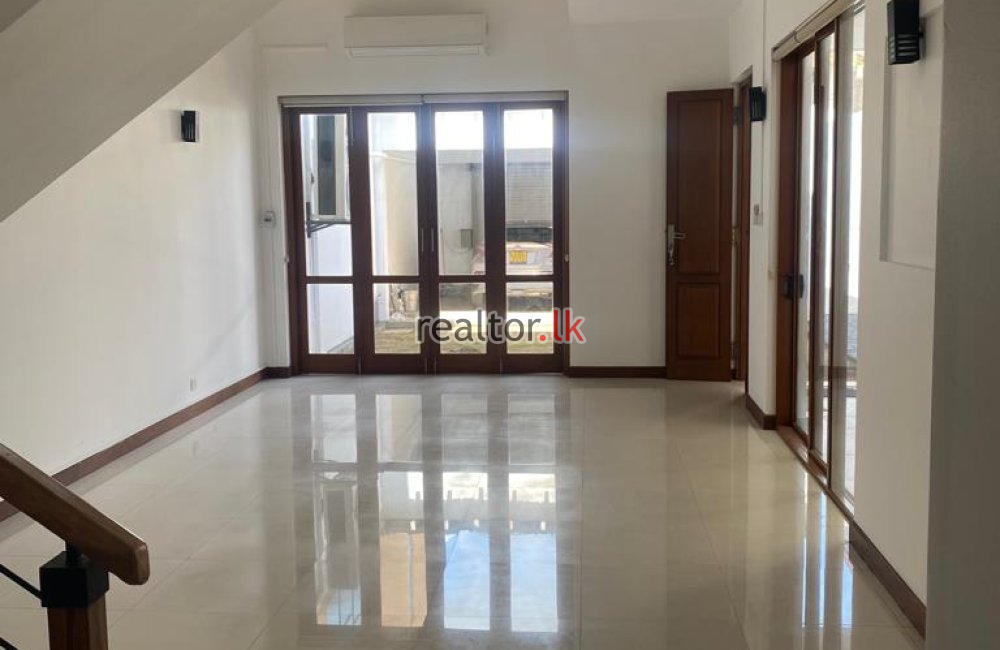 House For Rent At Jayanthipura Battaramulla