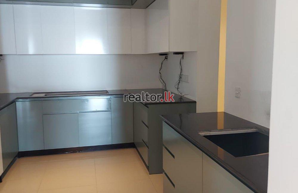 Three Bed Penthouse For Rent In Colombo 05