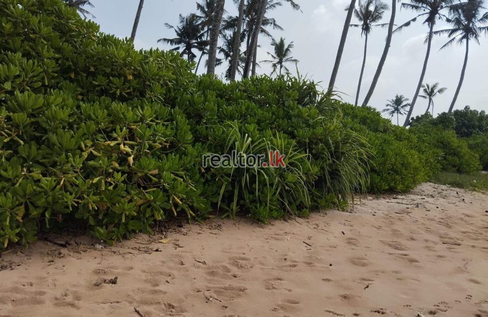 Beach Land For Sale At Kamburugamuwa