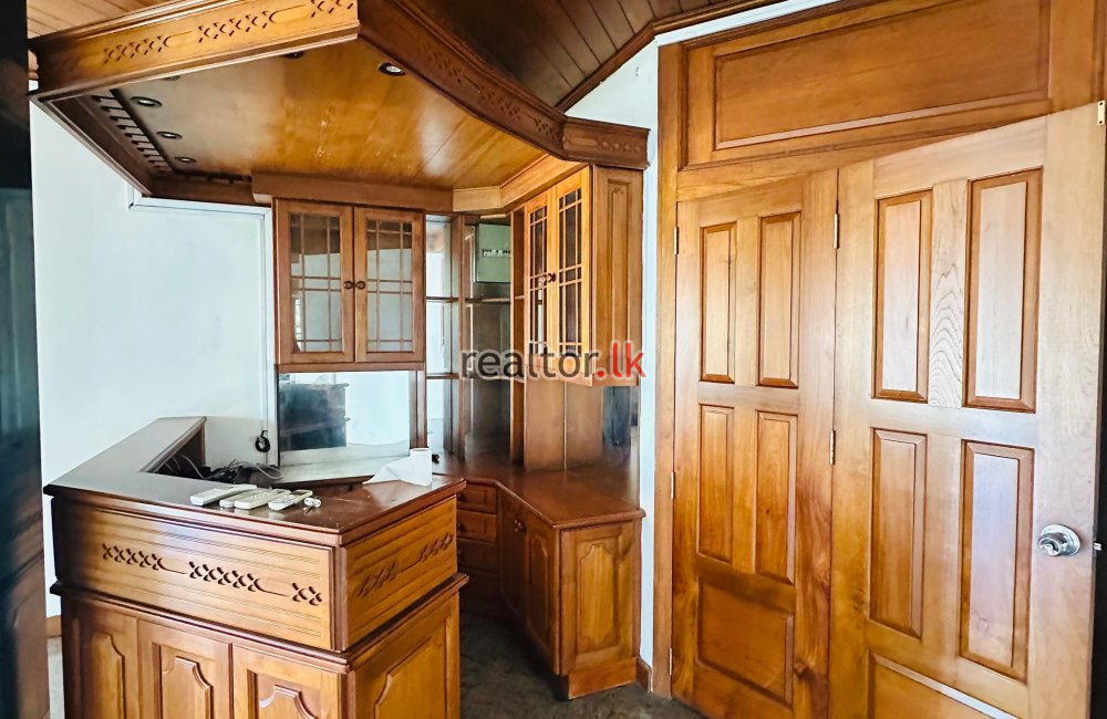 Higher Floor Office Space For Rent In Colombo 02