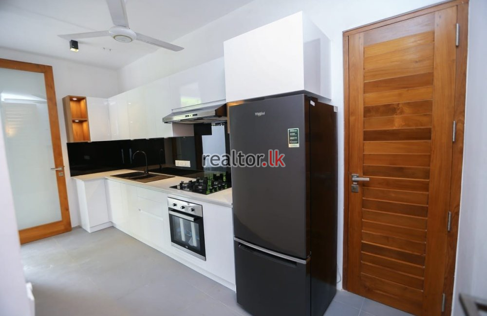 Sarana Road House For Rent