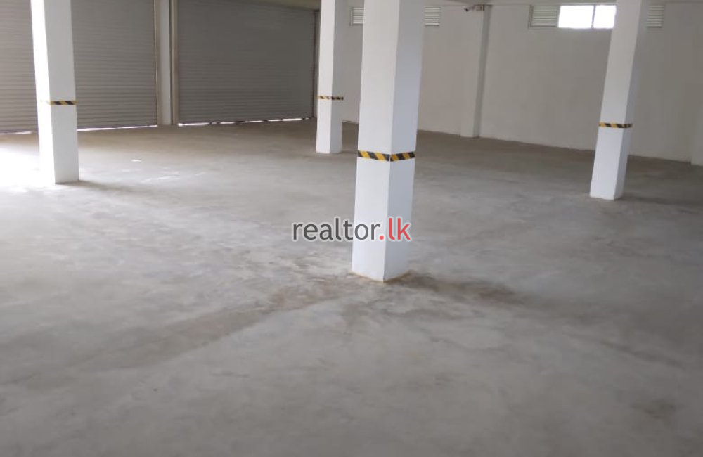 Warehouse For Sale In Kuruwita