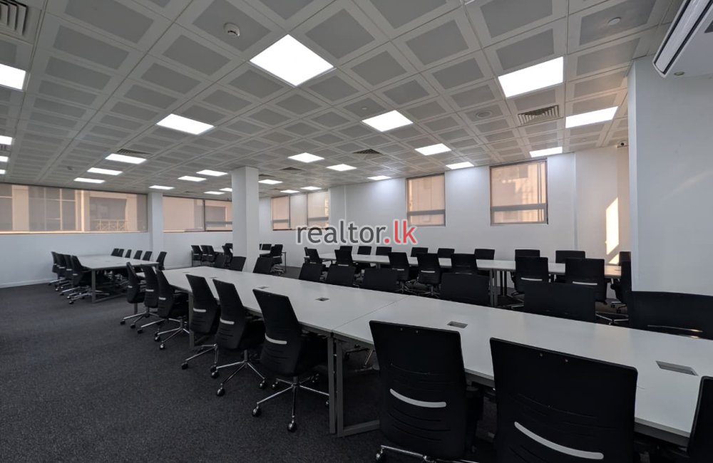 100 Seats Furnished Office Space in Colombo 4