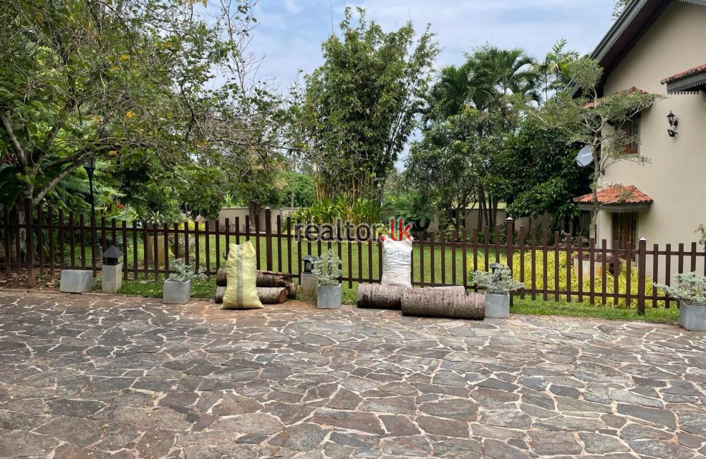 Luxury Villa For Sale At Arawwala Pannipitiya
