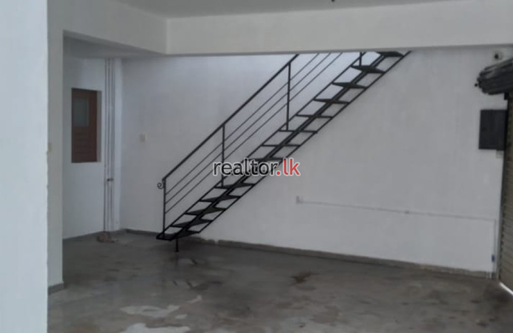 House For Sale At Off Pathiragoda Rd Maharagama