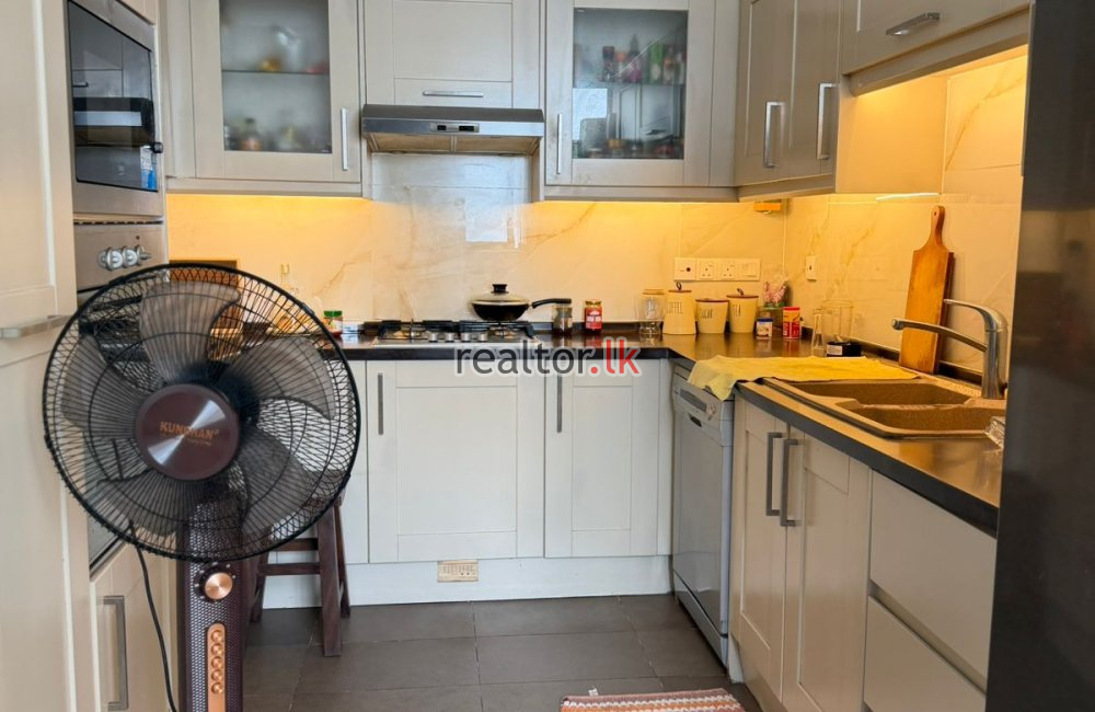 Three Bed For Sale In Empire Residencies