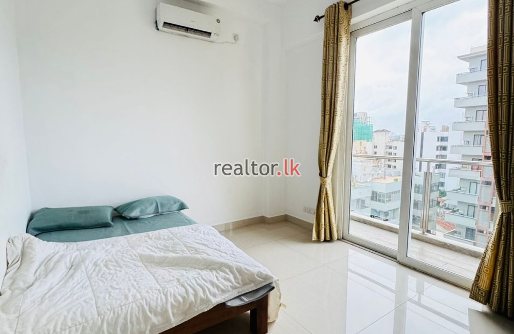 Sea View Three Bed For Rent At Melbourne Avenue