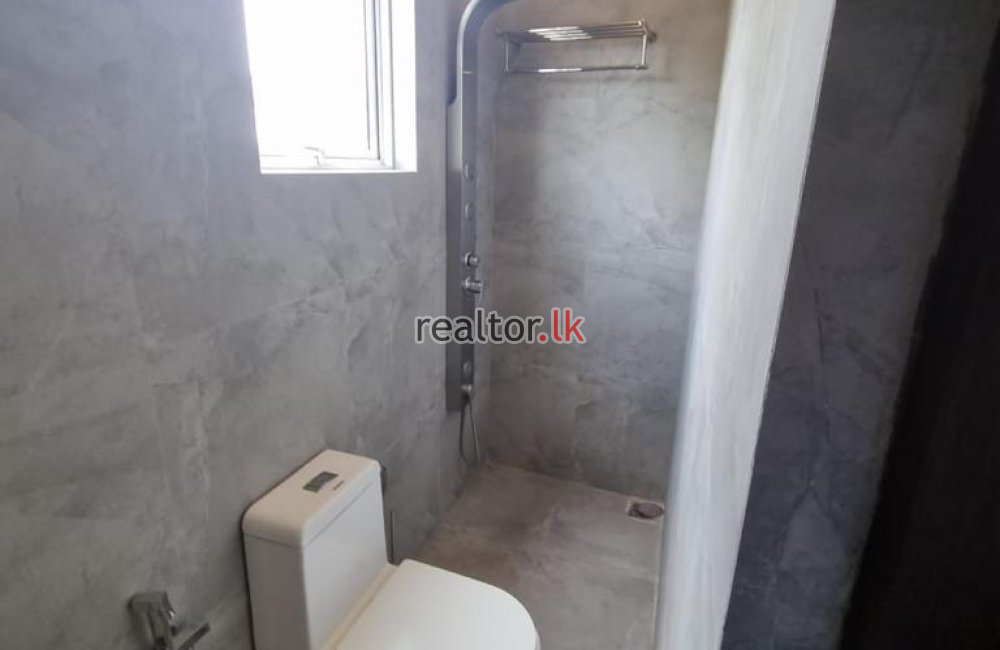 Legends Towers Three Bed For Rent At Colombo 7
