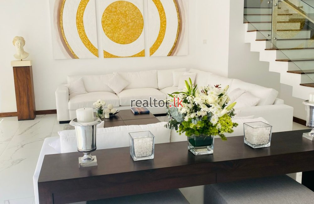 House For Sale In Off Nawala Rd Rajagiriya