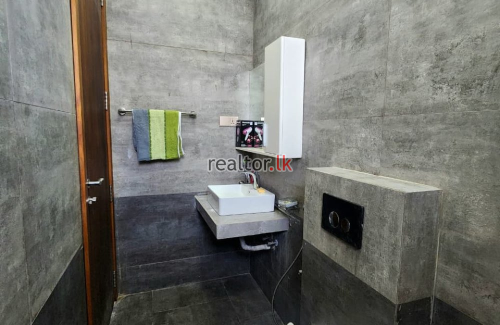 Three Bed For Rent Florida Apartments Colombo 05