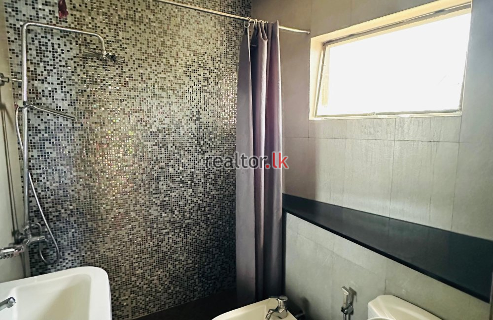 Higher Floor Office Space For Rent In Colombo 02