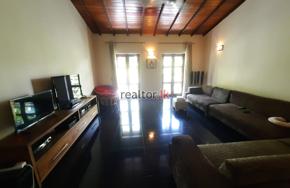 House For Sale In Koswatta Road