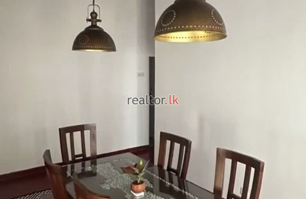 Five Bed House For Rent In Colombo 03
